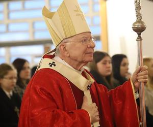 Abp Marek Jędraszewski do młodych: Wasza mądra wiara ma być światłem dla innych