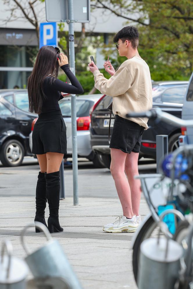 Idol nastolatek przyłapany przez paparazzi w stolicy!