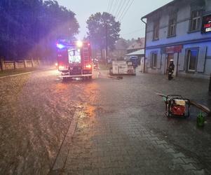 Burza na Śląsku. Woda zalała Tarnowskie Góry, Bytom, Zabrze i Myszków