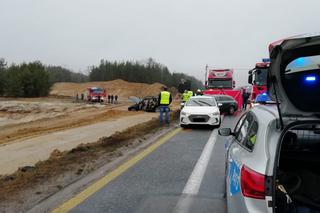 Śmiertelny wypadek na DK 1. Bmw zostało ZMIAŻDŻONE przez tira