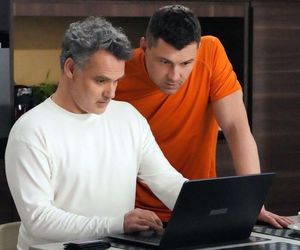 Barwy szczęścia odc. 3200. Karol Czubak (Jan Wieczorkowski), Darek Janicki (Andrzej Niemyt)