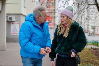 Na Wspólnej odc. 3985. Łucja Agier (Magdalena Kaczmarek), Witold Strzelecki (Roch Siemianowski)