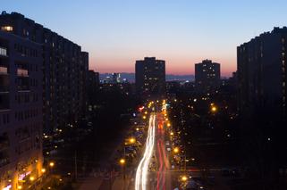 Takie zachody słońca to tylko na Pradze [ZDJĘCIE DNIA]