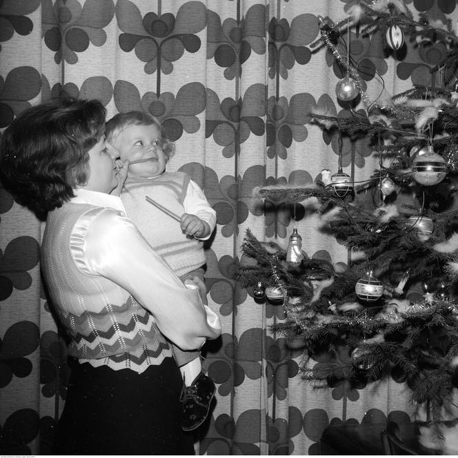 Tak wyglądały Święta Bożego Narodzenia w PRL. To był zupełnie inny świat 