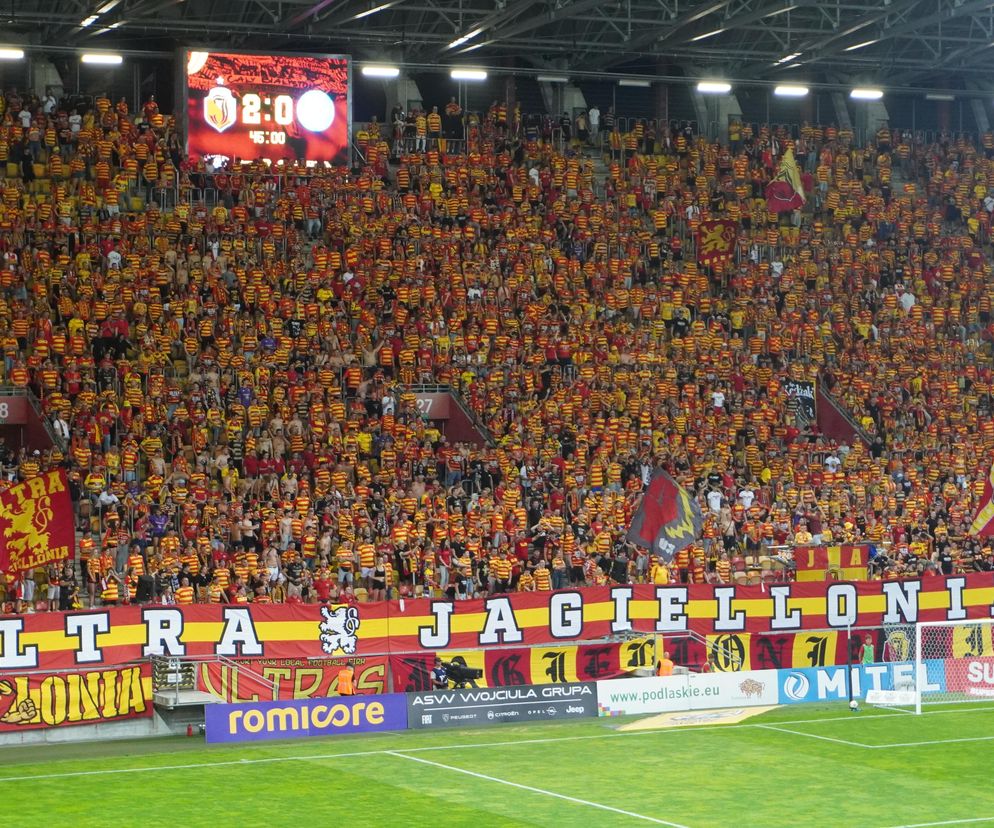 Jagiellonia po awans do Ligi Konferencji. Trwa mecz z Silkeborgiem w Białymstoku