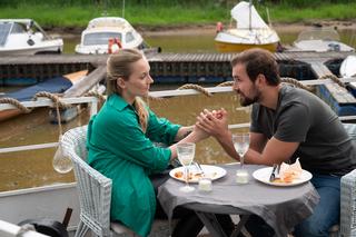 Barwy szczęścia, odc. 2726: Renata (Ania Mrozozwska), Marcin Kodur (Oskar Stoczyński) 	