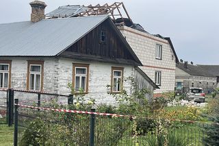 Dom we wsi Wyryki zniszczony przez burzę, a nie drona? Bzdura!