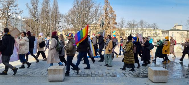 Ulicami Lublina przeszła po raz 6 Manifa. Tym razem - w geście solidarności z Ukrainą