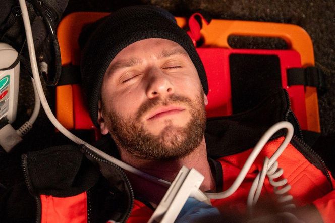 Na sygnale odcinki 702 do 705 - Kuba umiera! Wzruszające pożegnanie z jednym z głównych bohaterów serialu