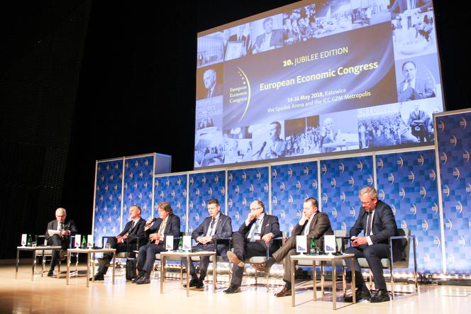 Pacjent w centrum uwagi - Postawmy wreszcie na jakość w polskiej służbie zdrowia!