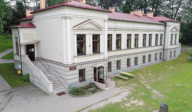 9. Katolicka Szkoła Podstawowa im. Świętej Rodziny w Cieszynie - 82,8 proc. 