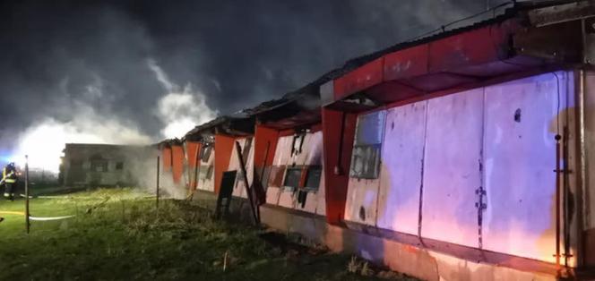Pożar w Glinicy. Spłonęło 20 tysięcy kurcząt