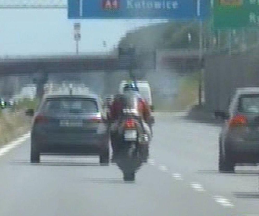 Pirat na A4: 240 km/h bez prawa jazdy!