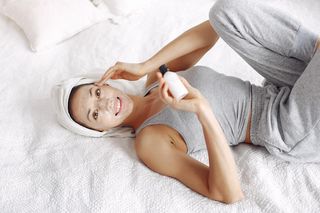 O tych rytuałach pielęgnacyjnych zapominamy jesienią