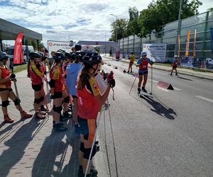 Zawody o Puchar Polski na nartorolkach Marwe Cup 2025 zostały zainaugurowane w Siedlcach