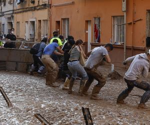 Powódź wyrwała dzieci z objęć ojca! Dramatyczne relacje z Hiszpanii