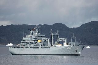 Einsatzgruppenversorger „Berlin”