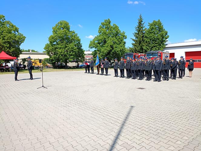 Akty nadania wyższych stopni służbowych odebrało w tym roku 21 strażaków z Komendy Miejskiej PSP w Siedlcach