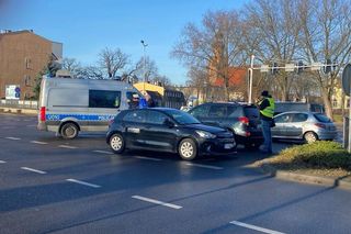 Stłuczka na dużym skrzyżowaniu w Lesznie 