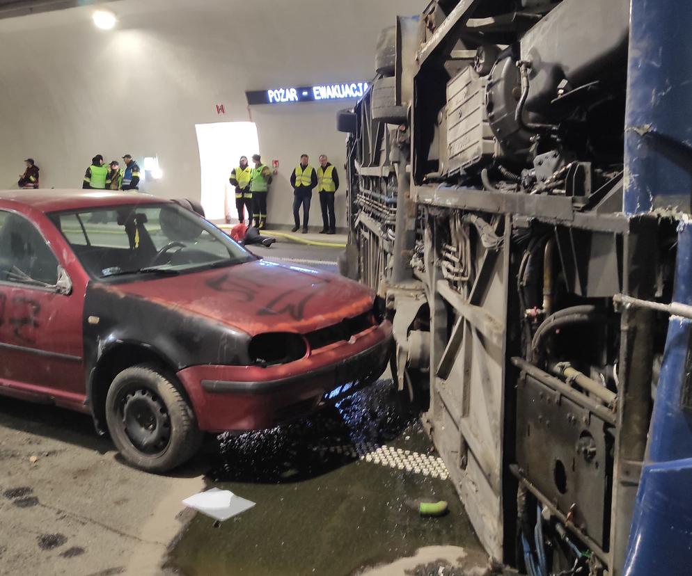 Ćwiczenia służb w tunelu pod Luboniem Małym