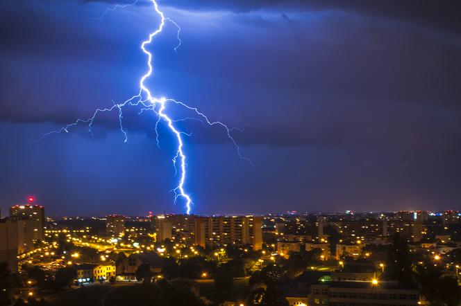 Tak prezentowała się burza, która przetoczyła się w ubiegłym tygodniu nad Poznaniem. Doczekaliśmy się powtórki!