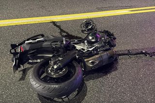 Makabra na Wisłostradzie. Roztrzaskane auta i motocykle. Dwie osoby reanimowane w tym dziecko 