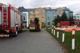 Pilna ewakuacja 300 osób ze szkoły. Uczniowie i nauczyciele wymiotują. Kilkadziesiąt osób poszkodowanych