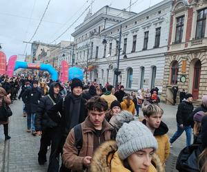 Polonez dla Łodzi. Setki łodzian we wspólnym tańcu [ZDJĘCIA]