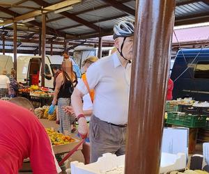 Korwin-Mikke na zakupach