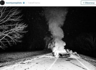 Twenty One Pilots spalili samochód. O co chodzi?