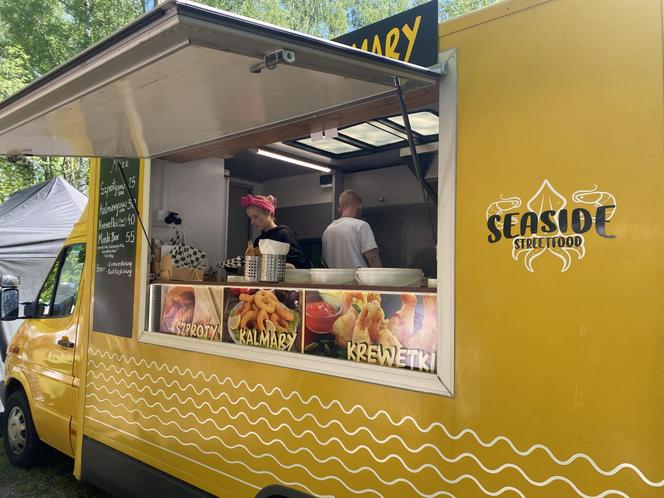 Festiwal Samków Food Trucków w Olsztynie 2024. Nad Ukielem można zjeść dania z całego świata [ZDJĘCIA]