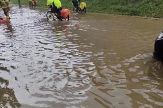 Ogromny deszcz zalał Zakopiankę! Trasa była nieprzejezdna w poniedziałek, 1 lipca [ZDJĘCIA].