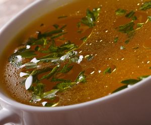 Rosół Tomasza Strzelczyka nie ma sobie równych. Dwie przyprawy robią z niego arcydzieło