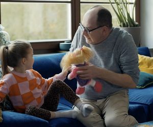 Barwy szczęścia odc. 3192. Wioletka (Sara Kudaj), Marek Złoty (Marcin Perchuć)