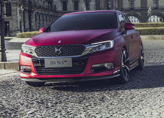 Nowy koncept Citroena na targach w Pekinie: 300  KM w modelu DS 5LS R