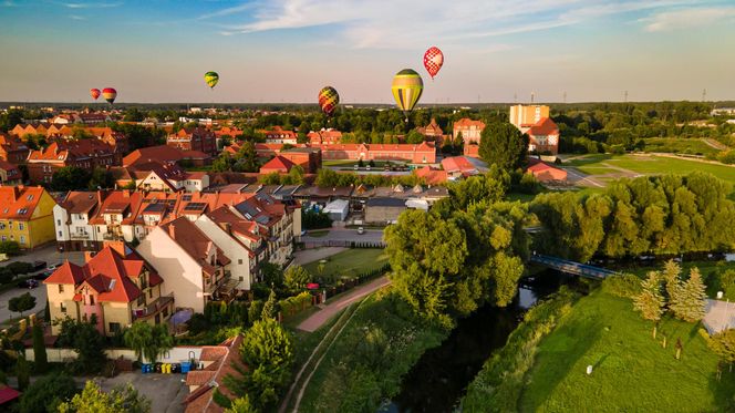 To miasto przywodzi na myśl "Małą Kapadocję". Przyciąga turystów magicznym widokiem