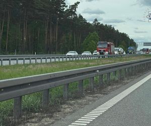 Wypadek na A1 w Śląskiem z udziałem 4 pojazdów. Jedna osoba trafiła do szpitala