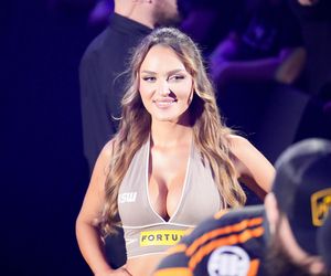 KSW 112. Ring girls