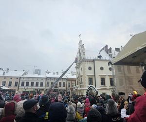 Jarmark Bożonarodzeniowy w Rzeszowie. Parada św. Mikołaj 2023 