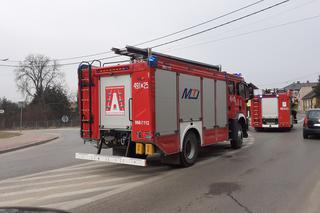 Zderzenie auta osobowego ze skuterem u zbiegu Targowej z Iłżecką