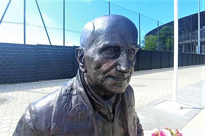 Tak wygląda pomnik Floriana Krygiera, legendarnego trenera szczecińskiej Pogoni