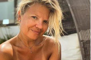 Marta Manowska na plaży w bikini