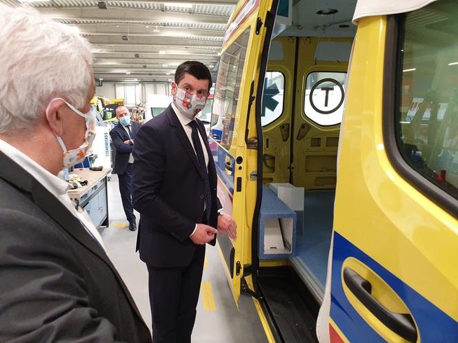 50 nowych karetek trafi do Małopolski