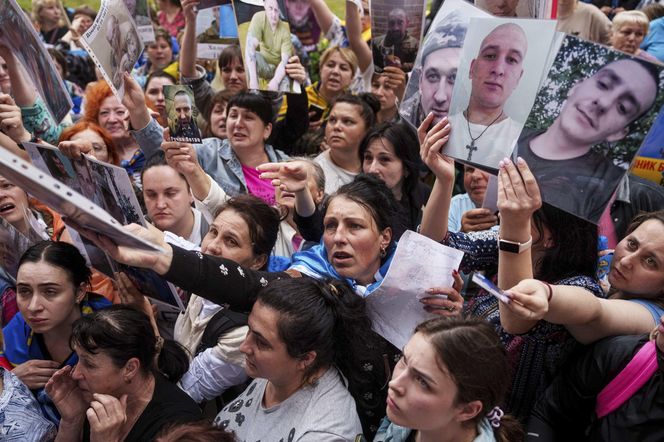 Zakończyła się trzecia część wymiany jeńców wojennych między Ukrainą a Rosją