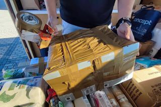 Dary dla powodzian wyruszyły z Radia ESKA Wrocław. Brawa dla wrocławian 