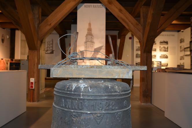 Dzwon z olsztyńskiego ratusza trafił do muzeum