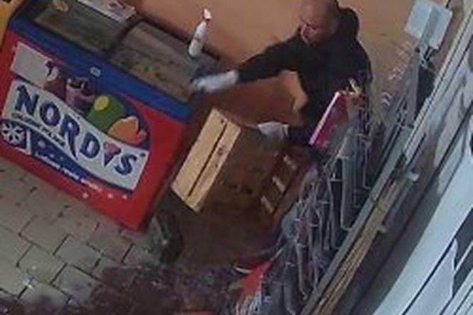 Rozpoznajesz tego mężczyznę? Zadzwoń lub napisz