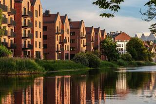 Riverview Gdańsk. Osiedle mieszkaniowe malowniczo położone nad brzegiem Motławy 