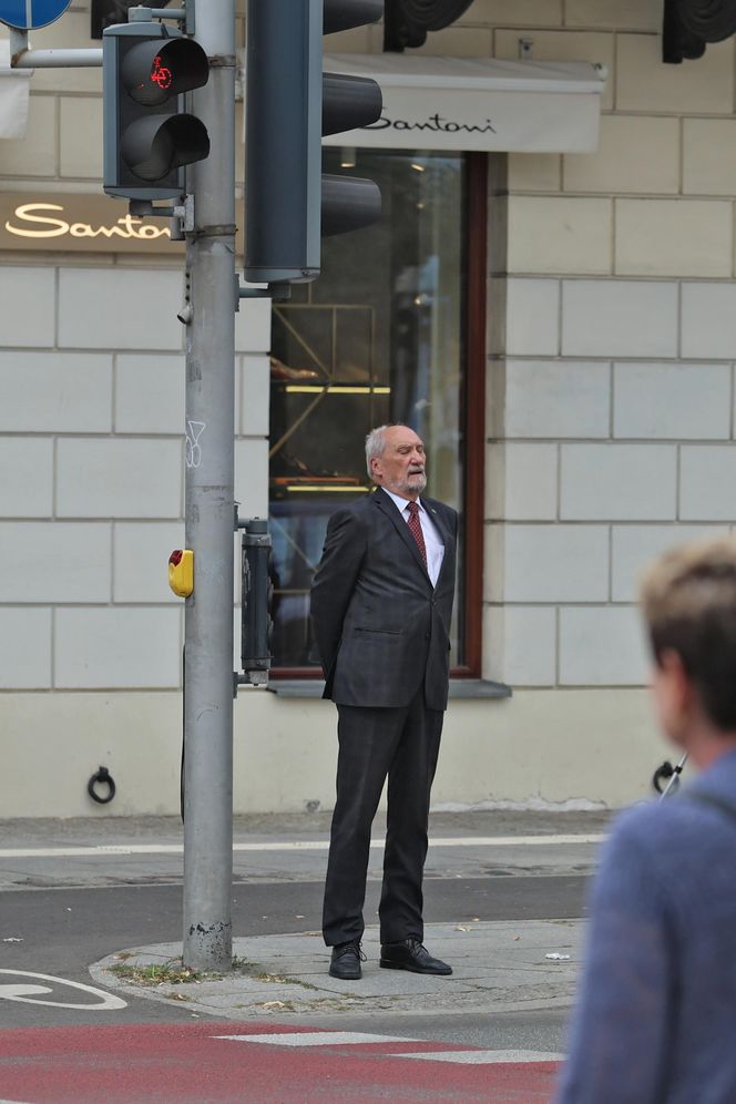 Chodzi bo nie może jeździć