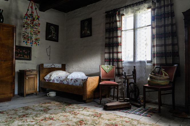 Wnętrze chaty